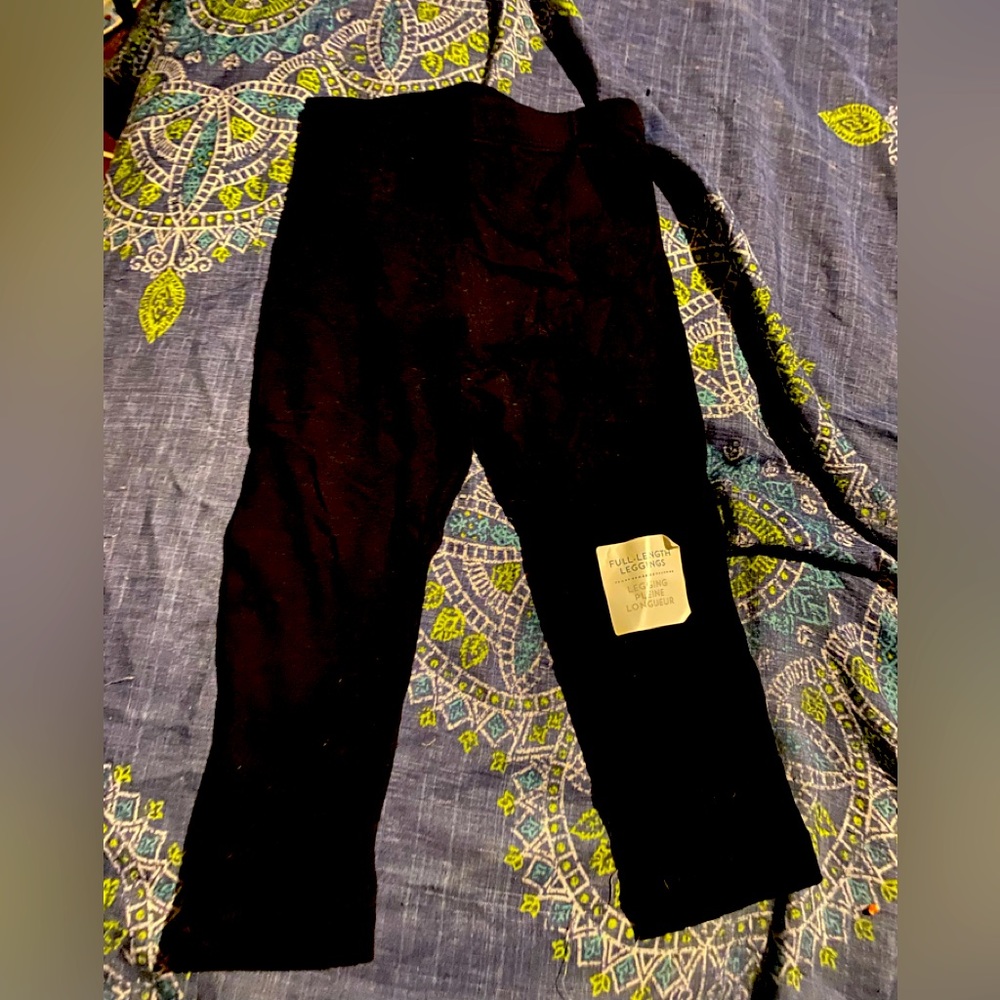 Old Navy 18-24 full length leggings in black